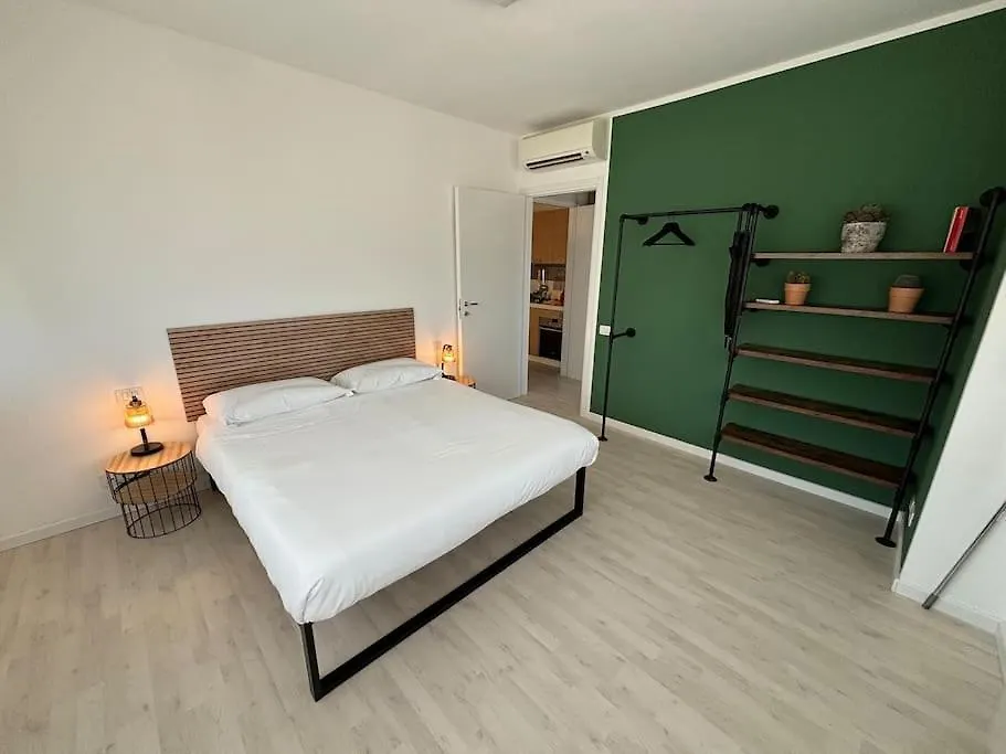 アパート Green Nest - 2 Camere 2 Bagni Parcheggio Gratuito ヴェローナ イタリア