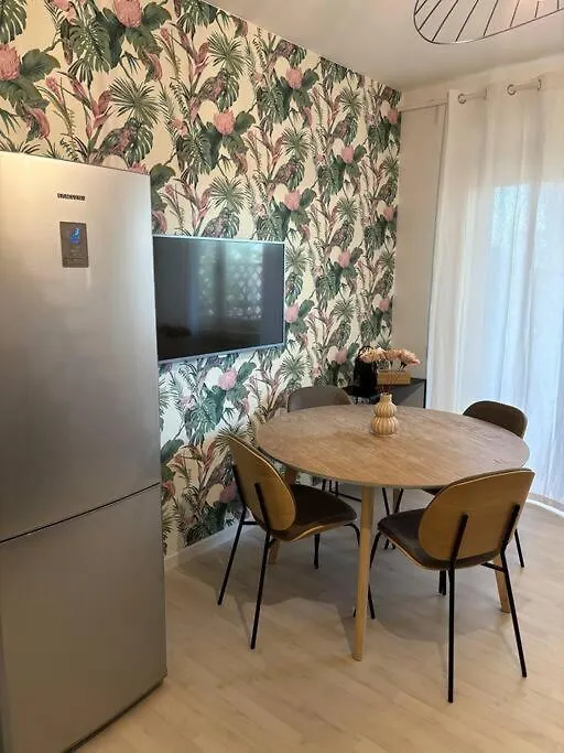 Apartament Green Nest - 2 Camere 2 Bagni Parcheggio Gratuito Werona Włochy